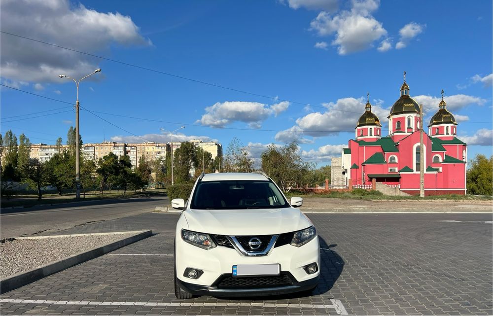 Продам Nissan Rogue 2015