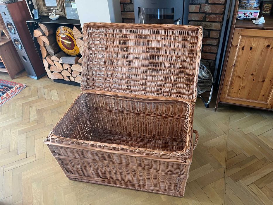 Kufer kosz wiklinowy duży stan idealny Poznań