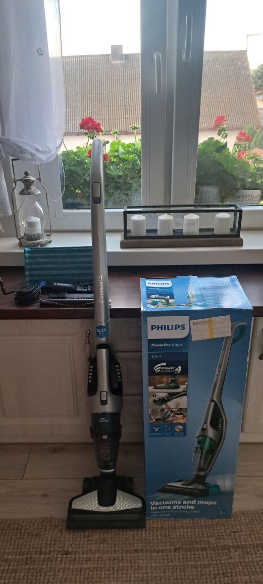 Odkurzacz bezprzewodowy Philips PowerPro-Agua 3in1