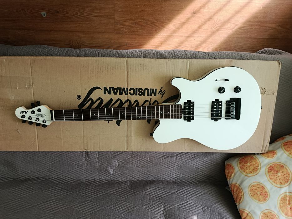 Sterling Music Man axis ax3s