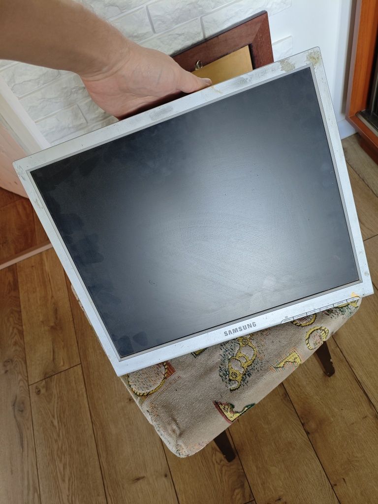 Монітор samsung 17 " монитор