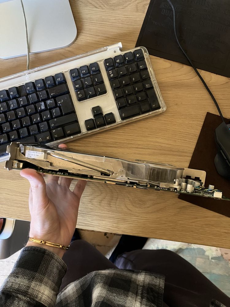 В коллекцию, видеокарта Nvidia geforce Quadro FX5600