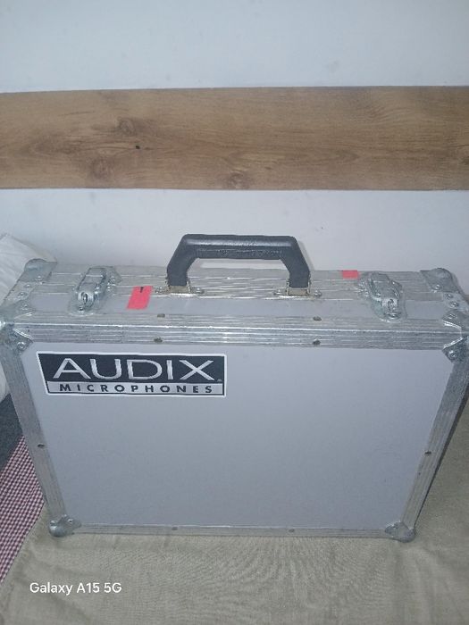 Tron Mivrophone Flightcase