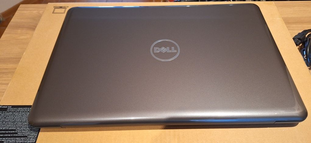 Dell Inspiron 5567