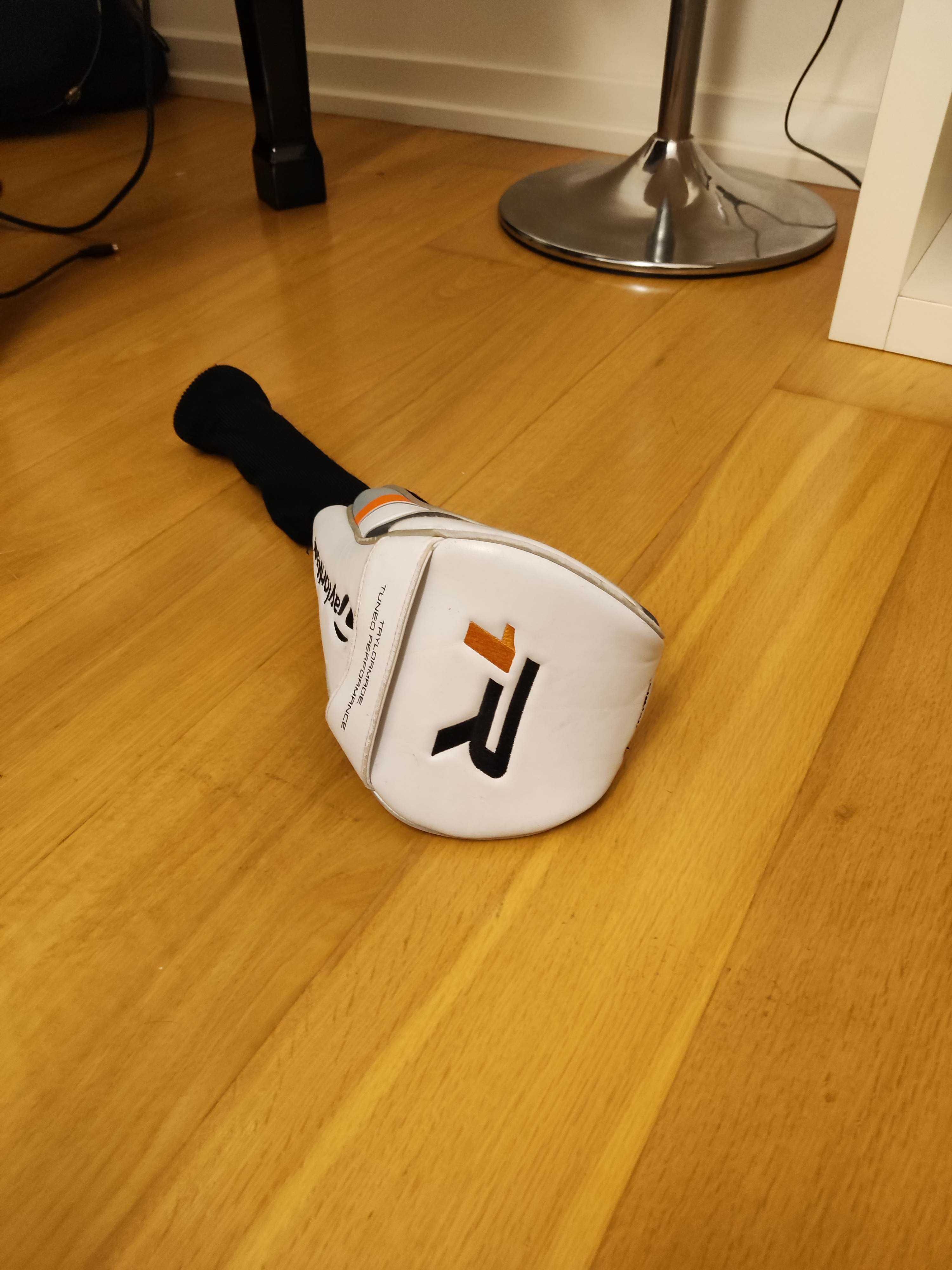 Vendo Cabeça de Driver Taylormade R1 como nova