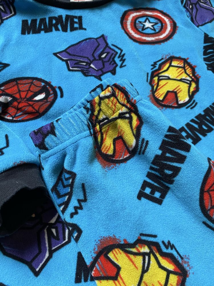 Piżama Marvel rozmiar 90-104