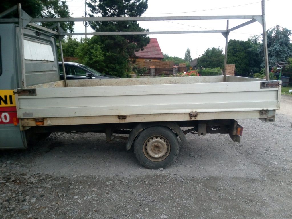 Paka, skrzynia ładunkowa alu. 3,60, najazd autolaweta.e