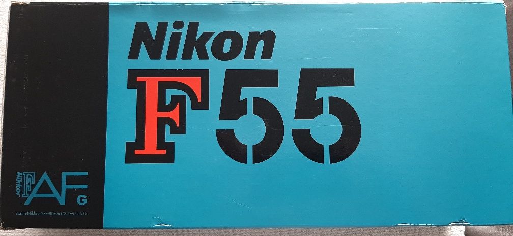 Máquina fotográfica NIKON F55