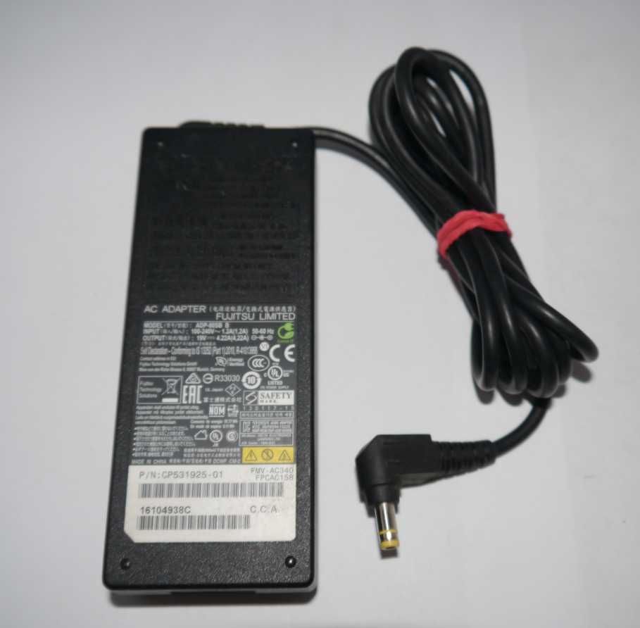 Zasilacz FUJITSU LIMITED 19V 4,22A 80W wtyk 5,5mm x 2,5mm