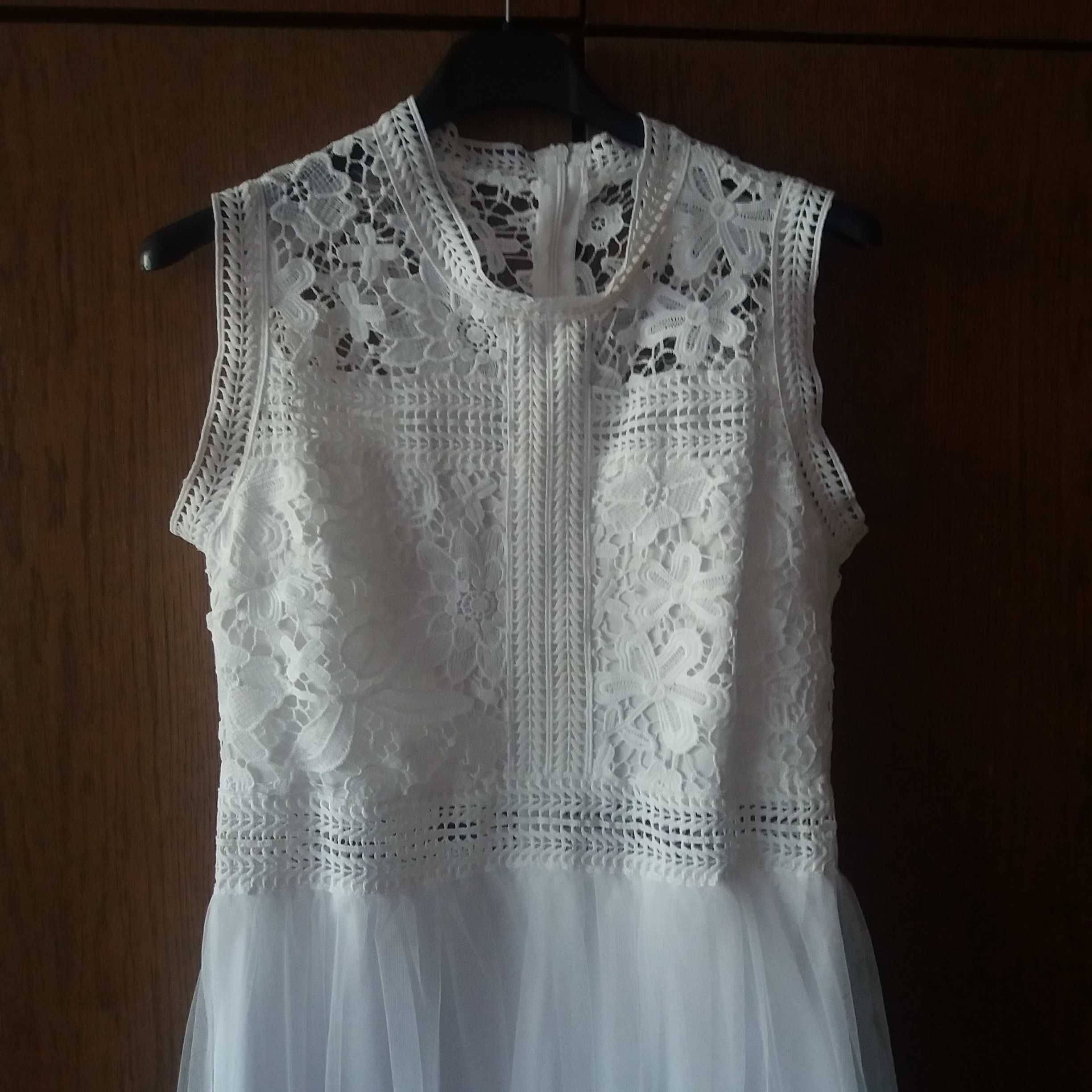Плаття, сукня біла вишукана святкова фатін, гіпюр, мереживо р.42-44