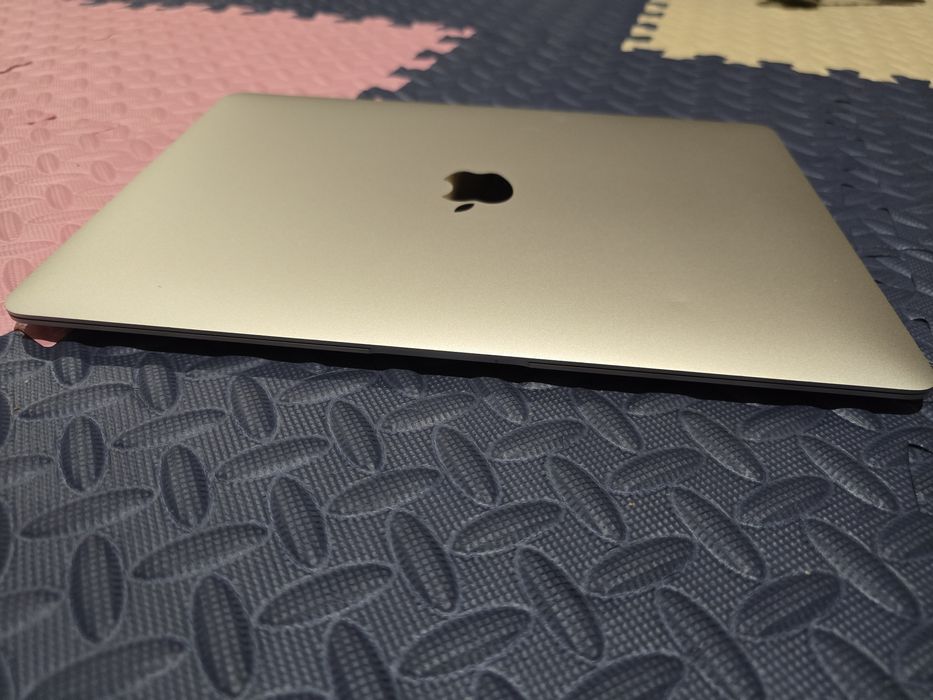 Apple MacBook Air A2337 m1 8 256