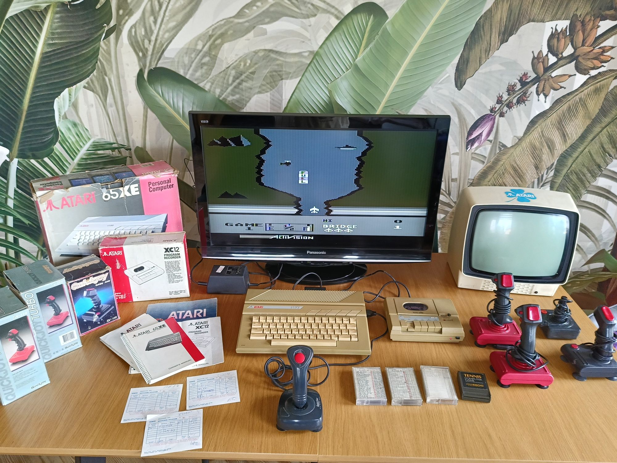 Komputer Atari 65XE System Turbo + TV Panasonic