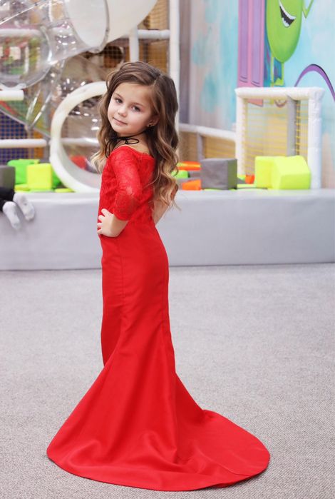 платтячко і туфельки для дівчинки 5 рочків