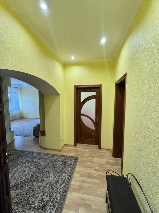 Світла 3 кімнатна, все залишається