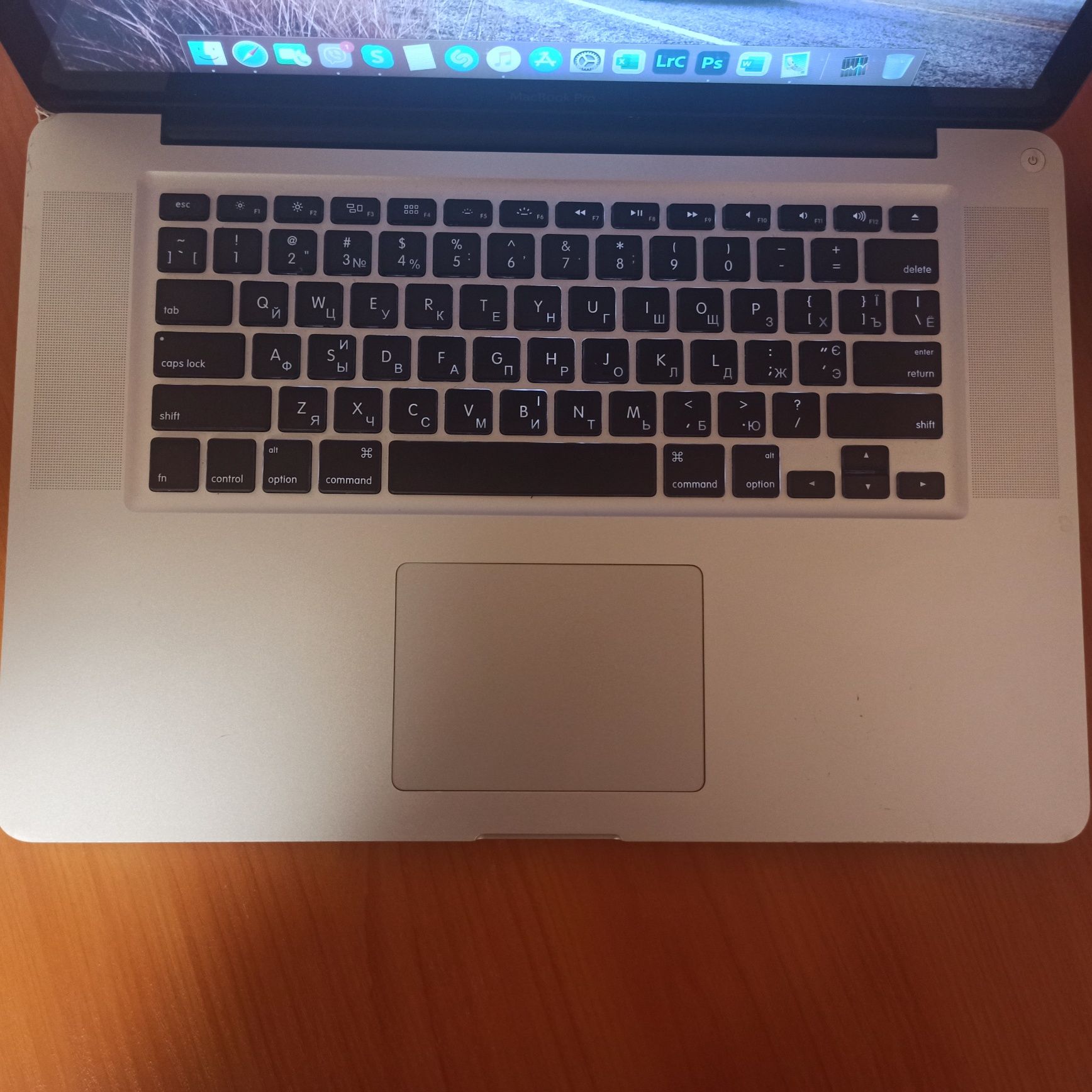 MacBook Pro . ( 15 inch ,Late 2011)