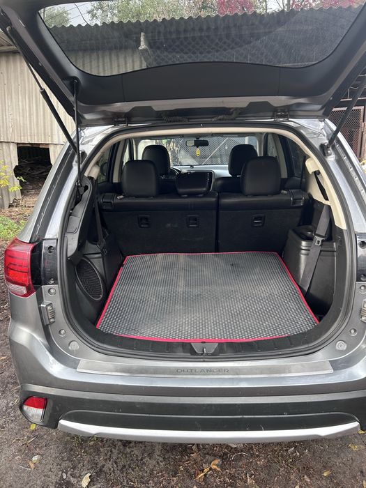 Mitsubishi outlander Sport  3 2,4газ/бен