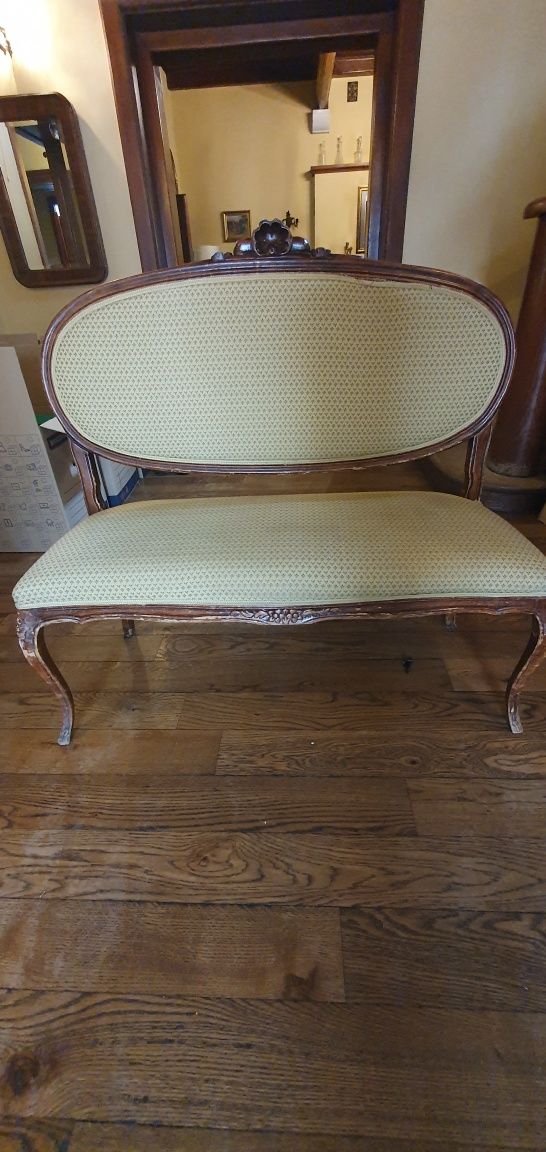 Sofa w dobrym stanie 150x60x70