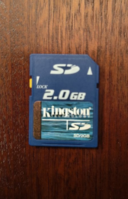 Máquina Canon Digital IXUS 30.