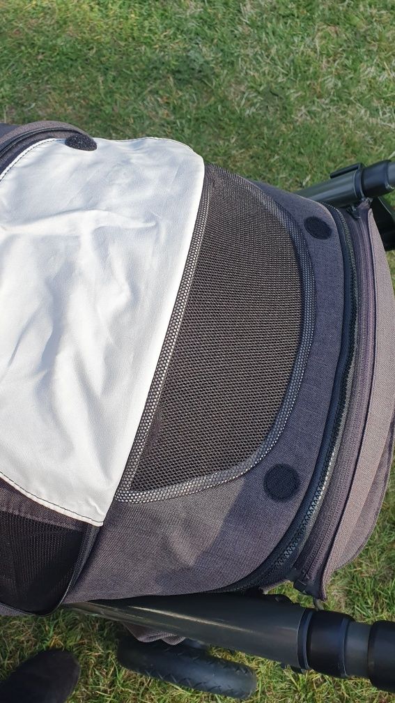 Zadbany wózek spacerowy Joie Mytrax Signature