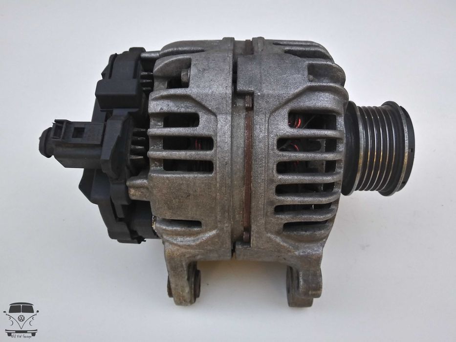 Генератор Гольф 4 Бора Шкода Октавия Тур Пассат Б5 Ауди