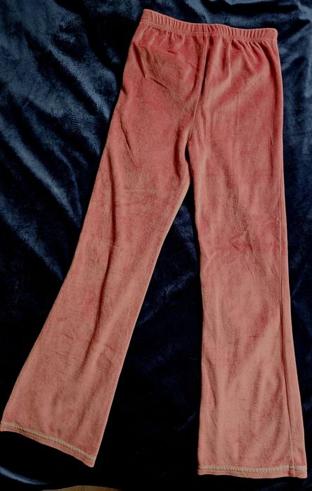 Spodnie welurowe r. 134