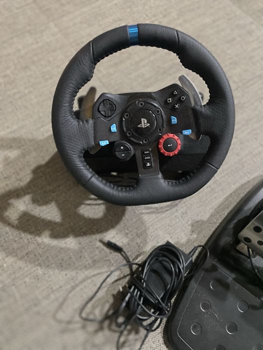 Logitech G29.