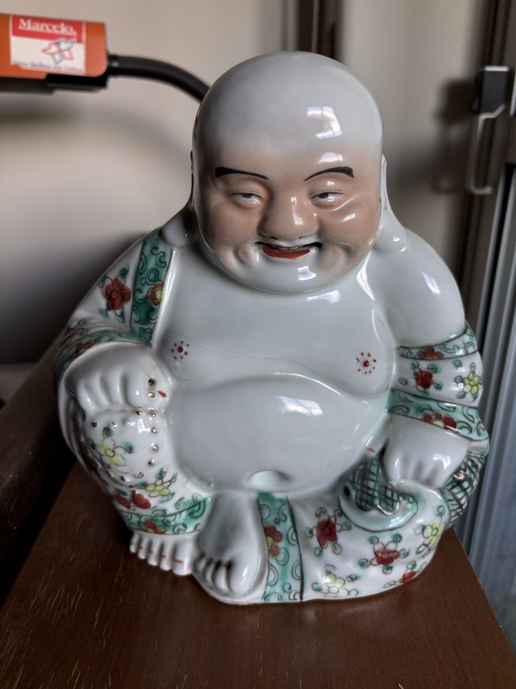 Buda a rir - porcelana chinesa,, periodo Minguo