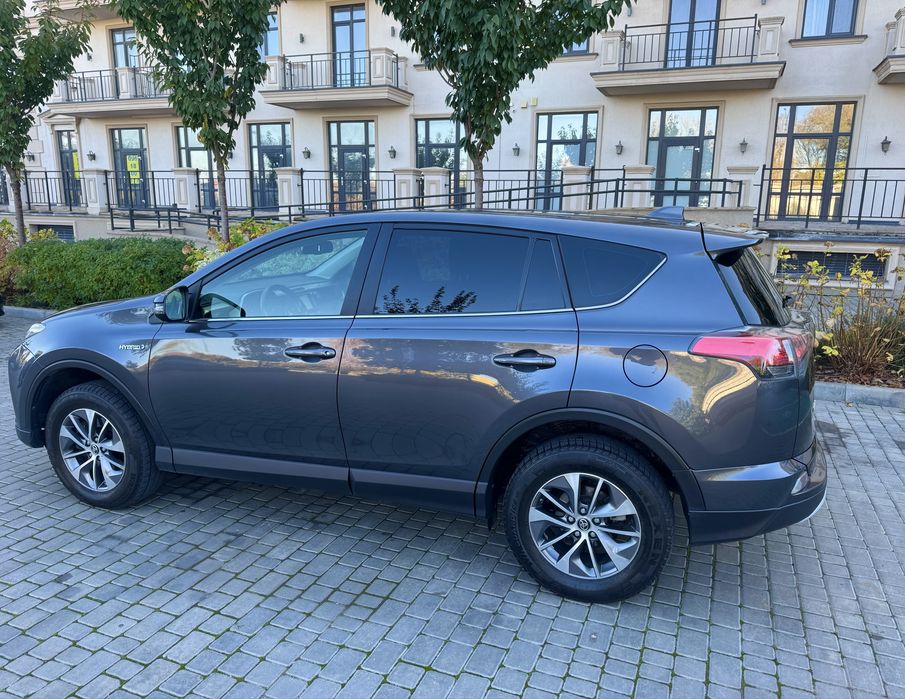 Toyota Rav-4 Hybrid