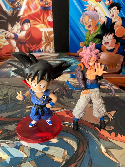 Duo Dragon Ball: Goku Criança & Goku Black Rosé – Réplicas Decorativas