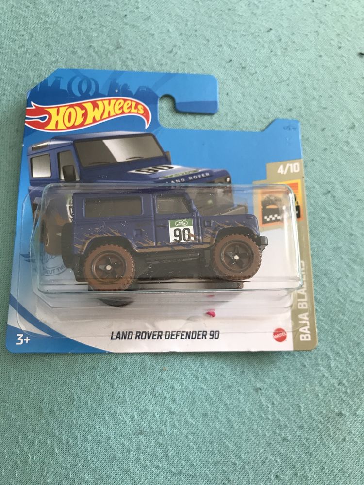 Hot wheels land rover defenfer