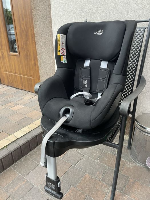 Fotelik samochdowy  Britax Romer Dualfix M i- Size | ISOFIX