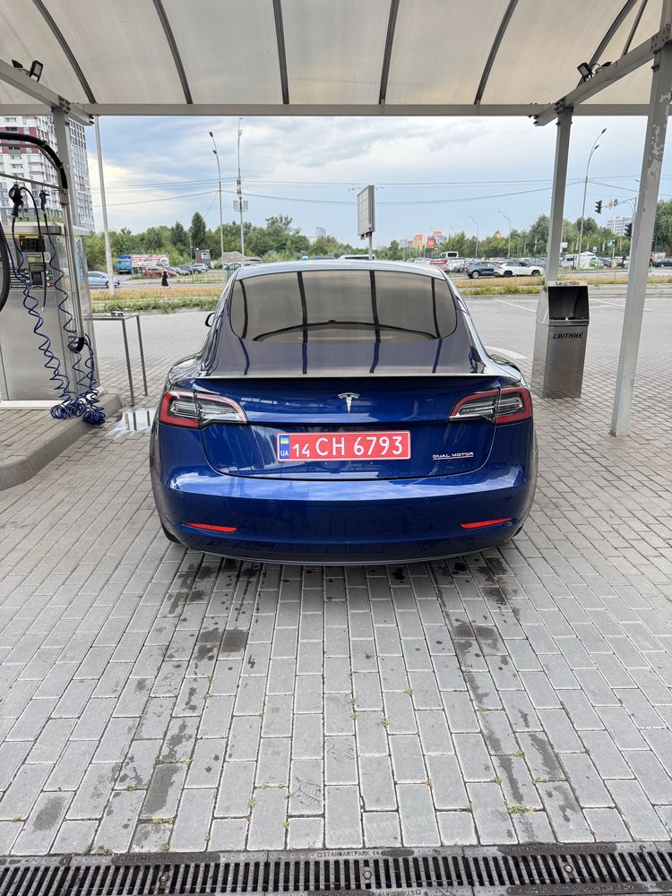 Tesla model 3 performance 2022