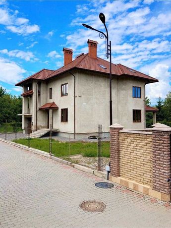 Дом особняк центр новостройка сейсмостойкий +цоколь рядом сад Черновцы