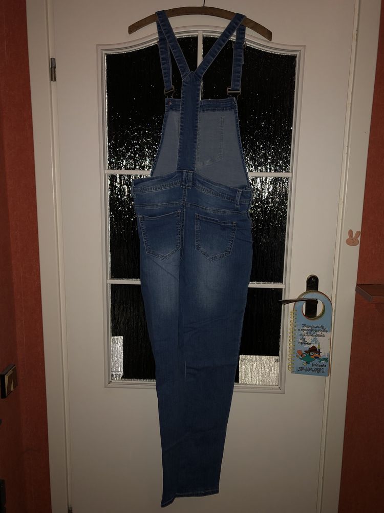 Ogrodniczki jeansowe