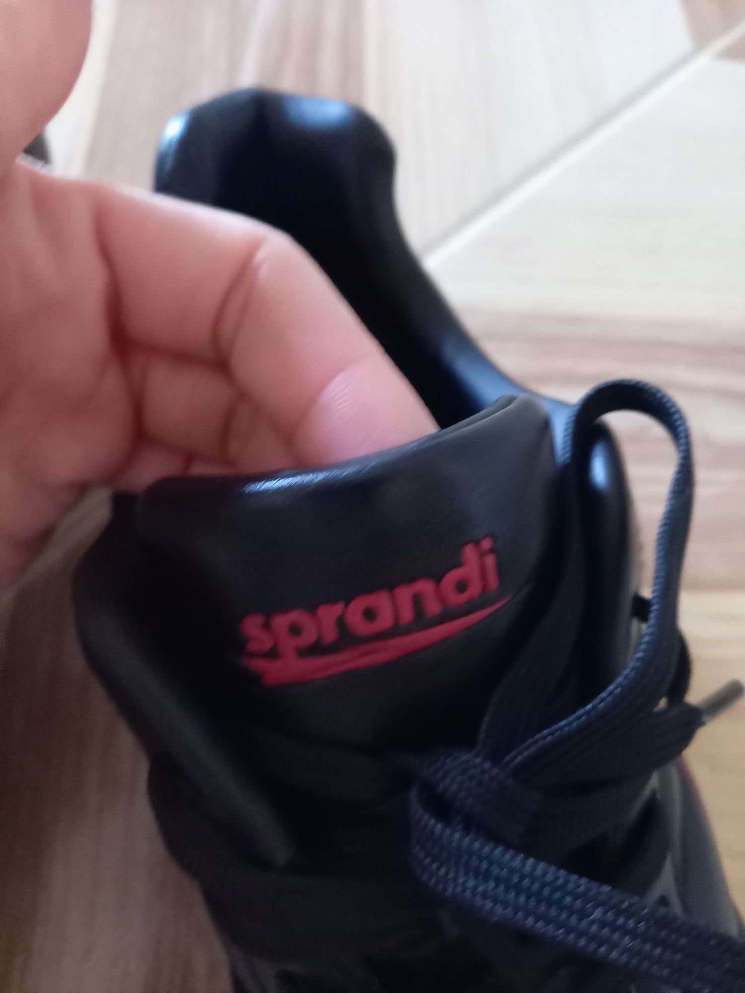 Buty korki Sprandi rozmiar 42 stan idealny