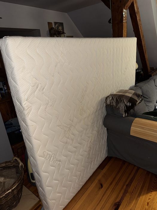 Materac srednia twardosc 150x200 cm