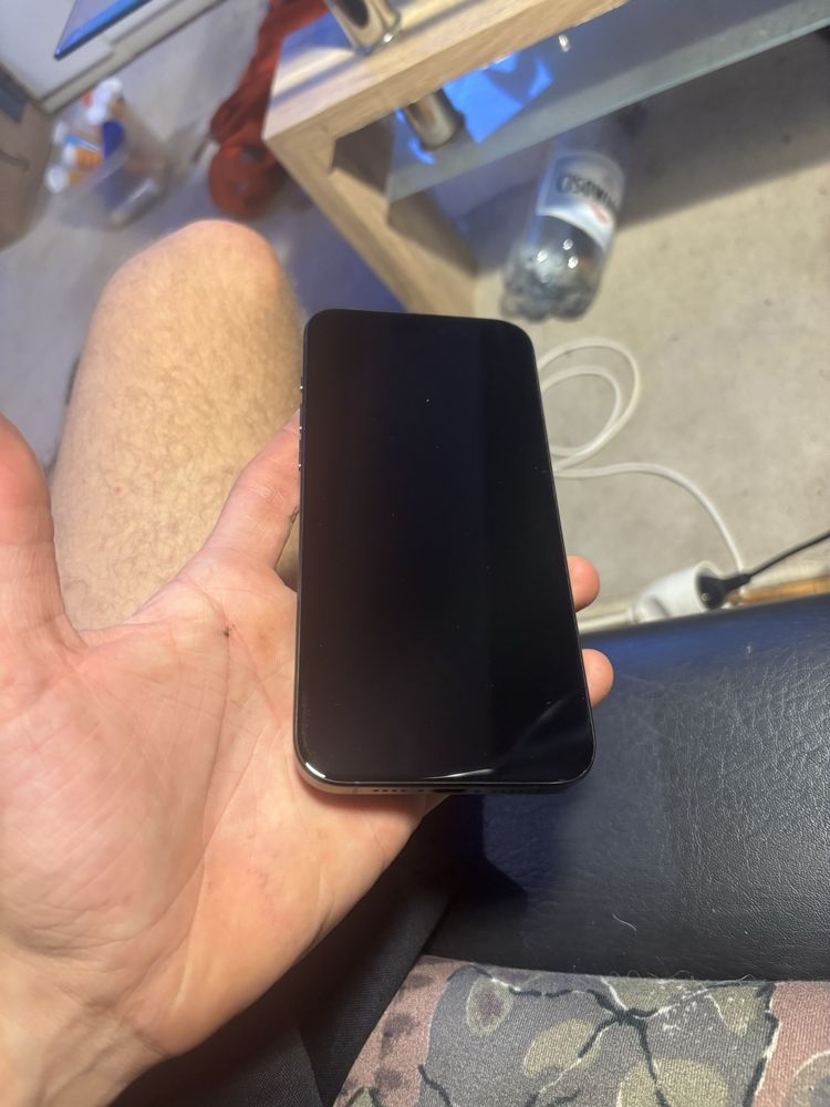 Iphone 15 pro max zablokowany na części w całości