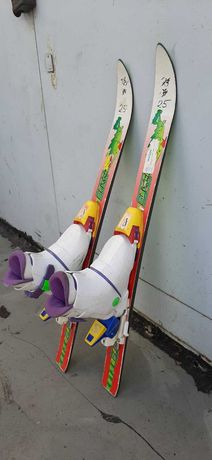 Продам детские горные лыжи с ботинками БУ
