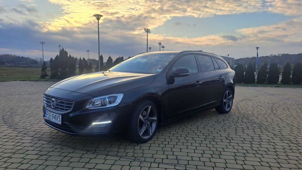 Volvo V60 2016r 2.0 150KM D3