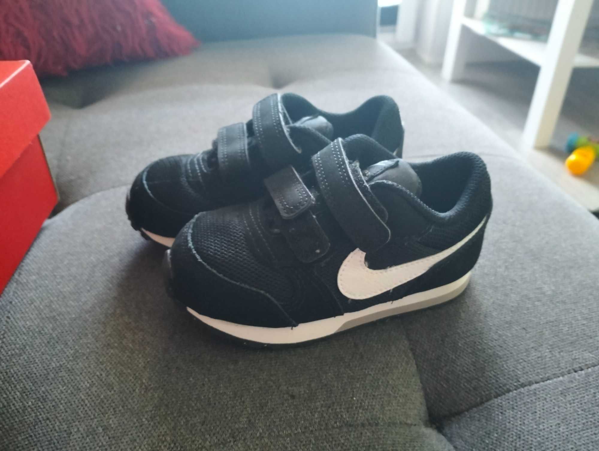 Sprzedam nowe buty firmy Nike