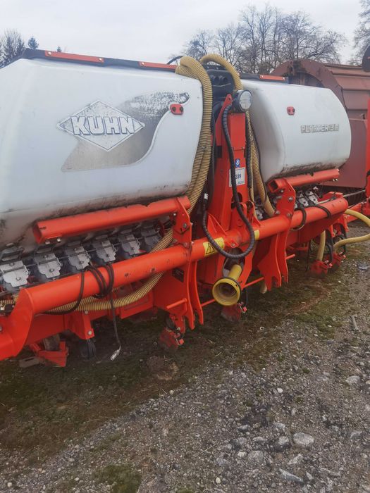 продається Сівалка бурякова KUHN  PLANTER 3  М