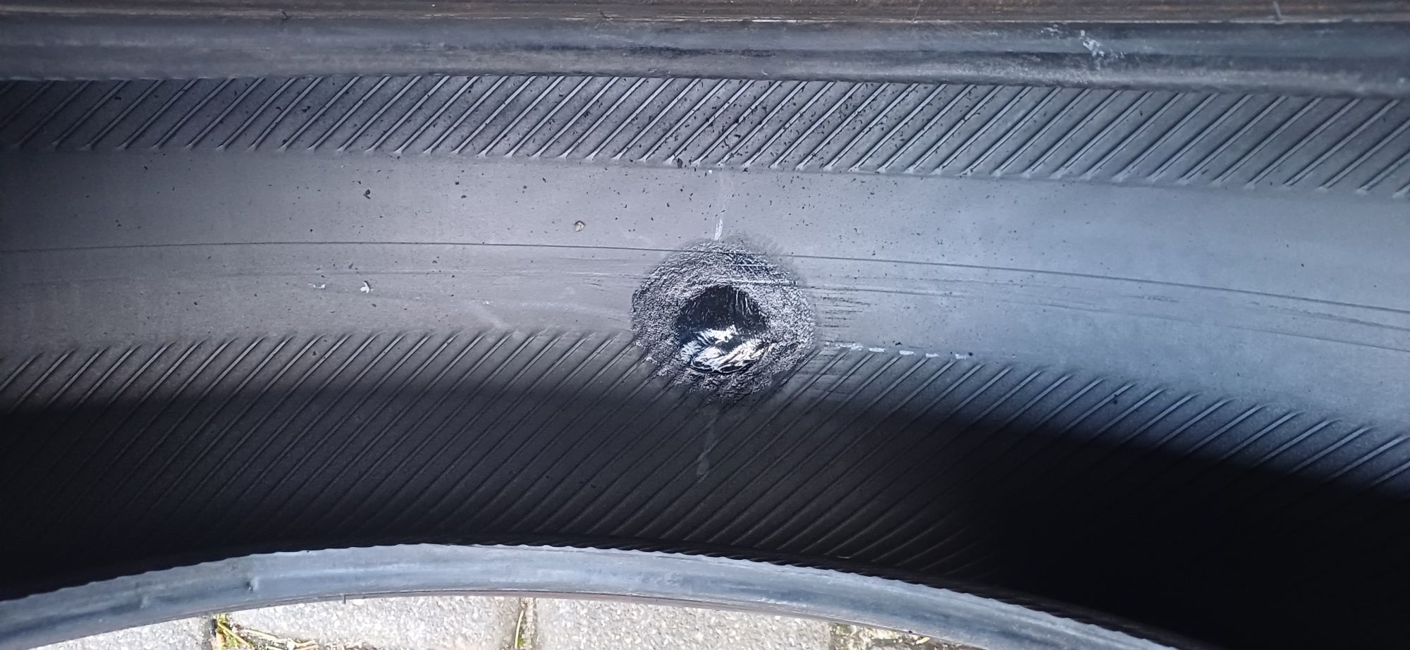 195/65R15 91H YOKOHAMA , dwie opony wielosezonowe.