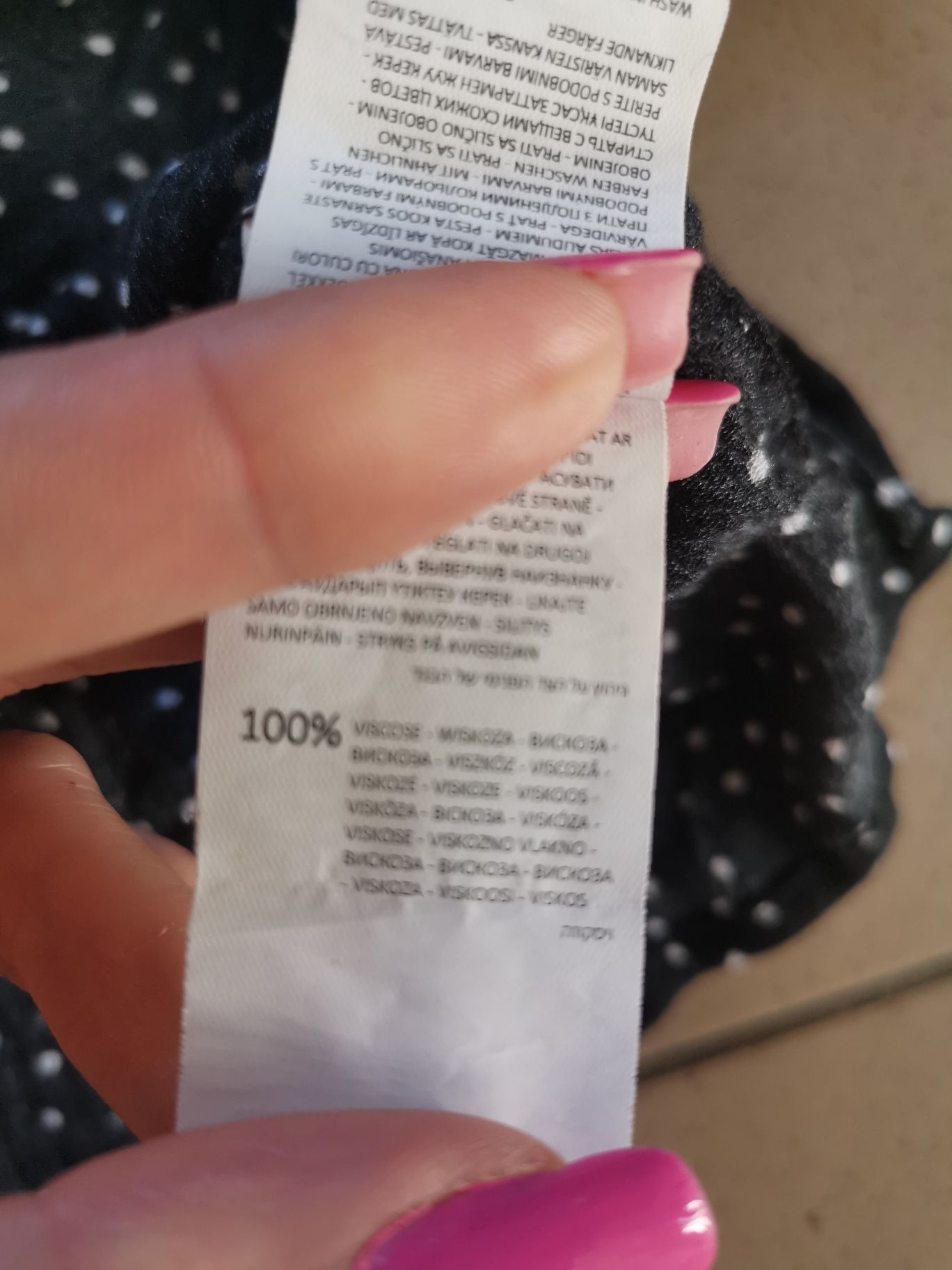 Lekka letnia bluzka 100 % wiskoza z krótkim rękawem retro w kropki m