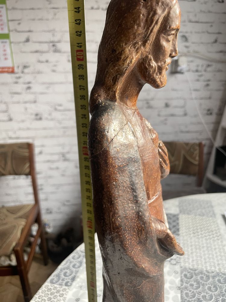 Duza figura gipsowa Jezusa