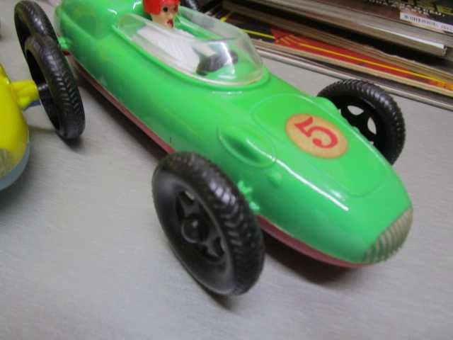 4 carros Pepe novos formula 1 antigos