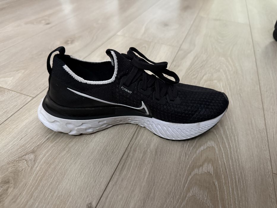 Кросівки для бігу Nike