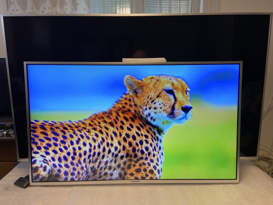 Телевізор Panasonic TX-L42ETW60 Premium/3D/600Hz