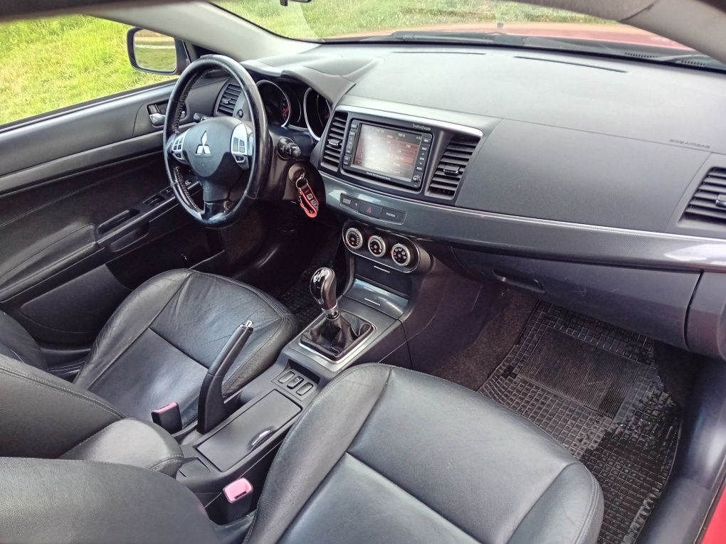 Mitsubishi Lancer 1.8 benzyna, bogata wersja, niski przebieg