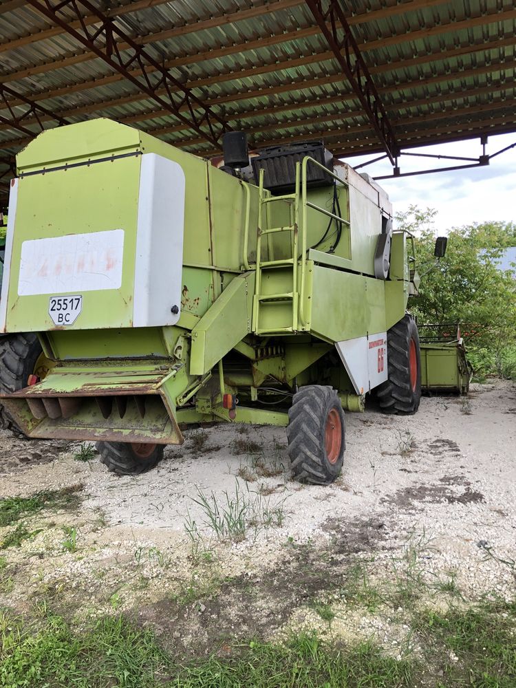 Комбайн Claas Dominator 66