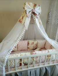 Ліжко борти для новонародженої красуні